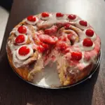 Cinnamon Roll Strawberry Cheesecake